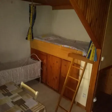 Ecole Tarnaise Appartement *